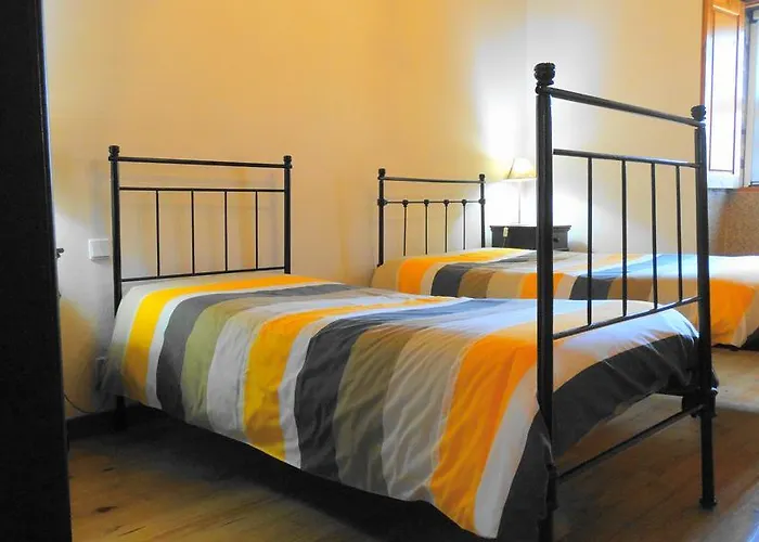 Casa Do Postigo Tatil Evi Geres